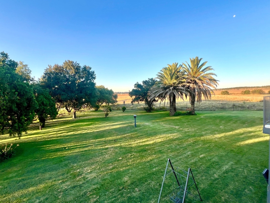 4 Bedroom Property for Sale in Wilgeboom A H North West